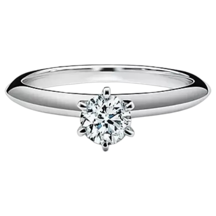 Estate The Tiffany Classic Setting Tiffany and Co. Engagement Ring in Platinum (1 of 14)