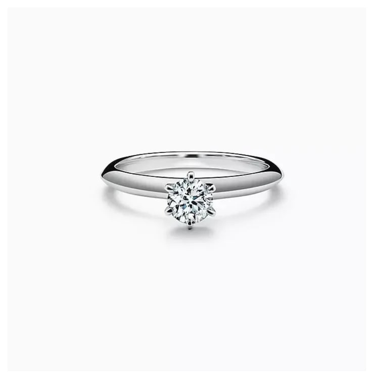 Estate The Tiffany Classic Setting Tiffany and Co. Engagement Ring in Platinum - 2