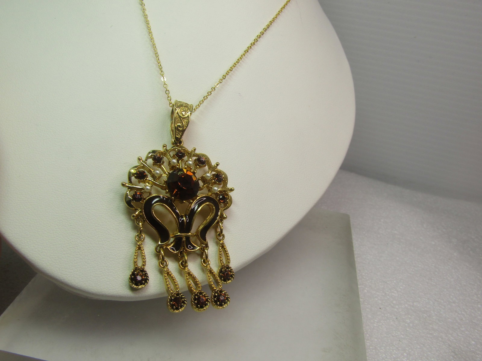 Vintage Brown Rhinestone, Faux Pearl Necklace, Enameled Accent, 16", 1980's-1990's - 4