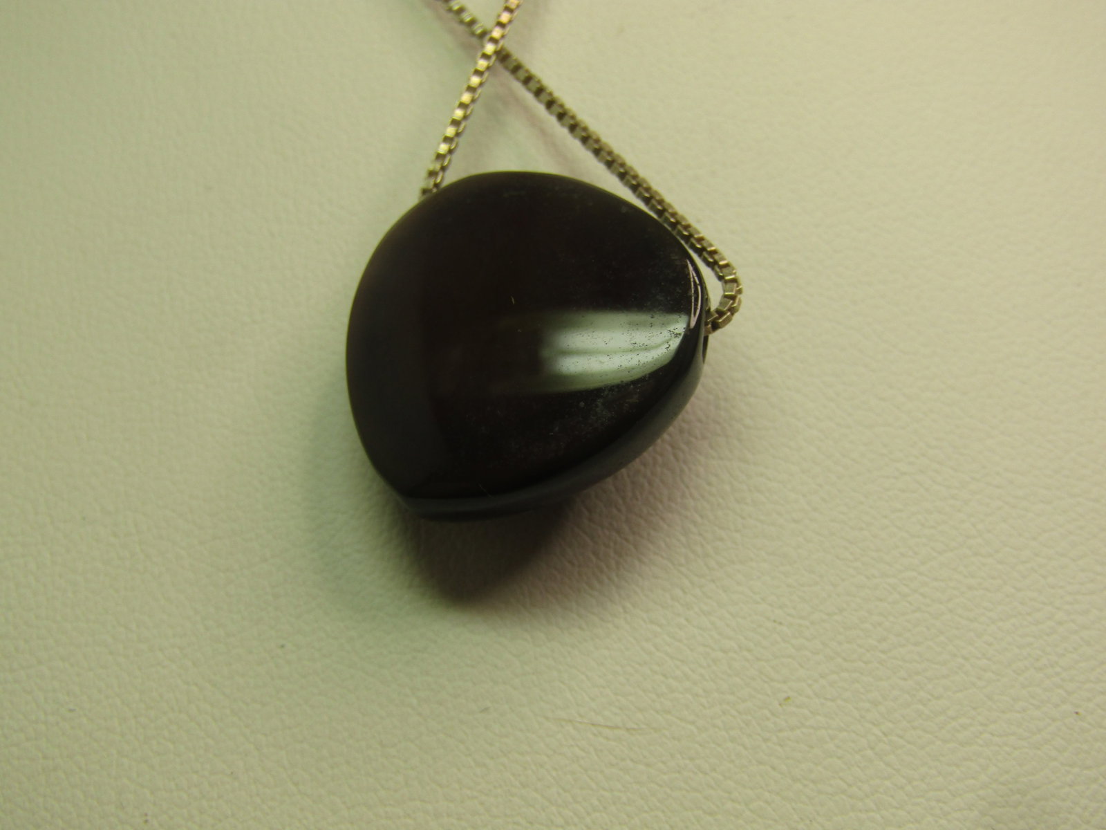 Vintage Sterling Black Glass Moonstone Concentric Heart Necklace, 18", 1990's. - 4