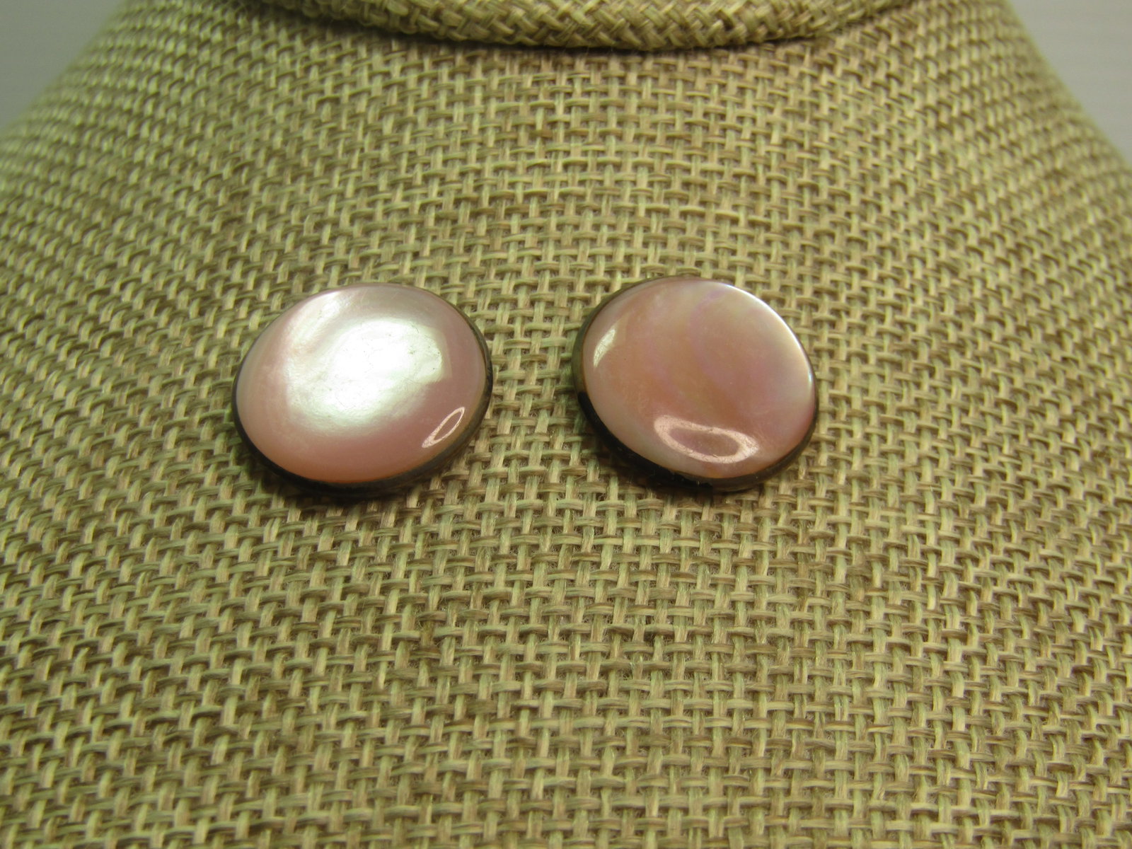 Vintage Sterling Pink MOP Earrings, Pierced. 1970's-1980's - 2