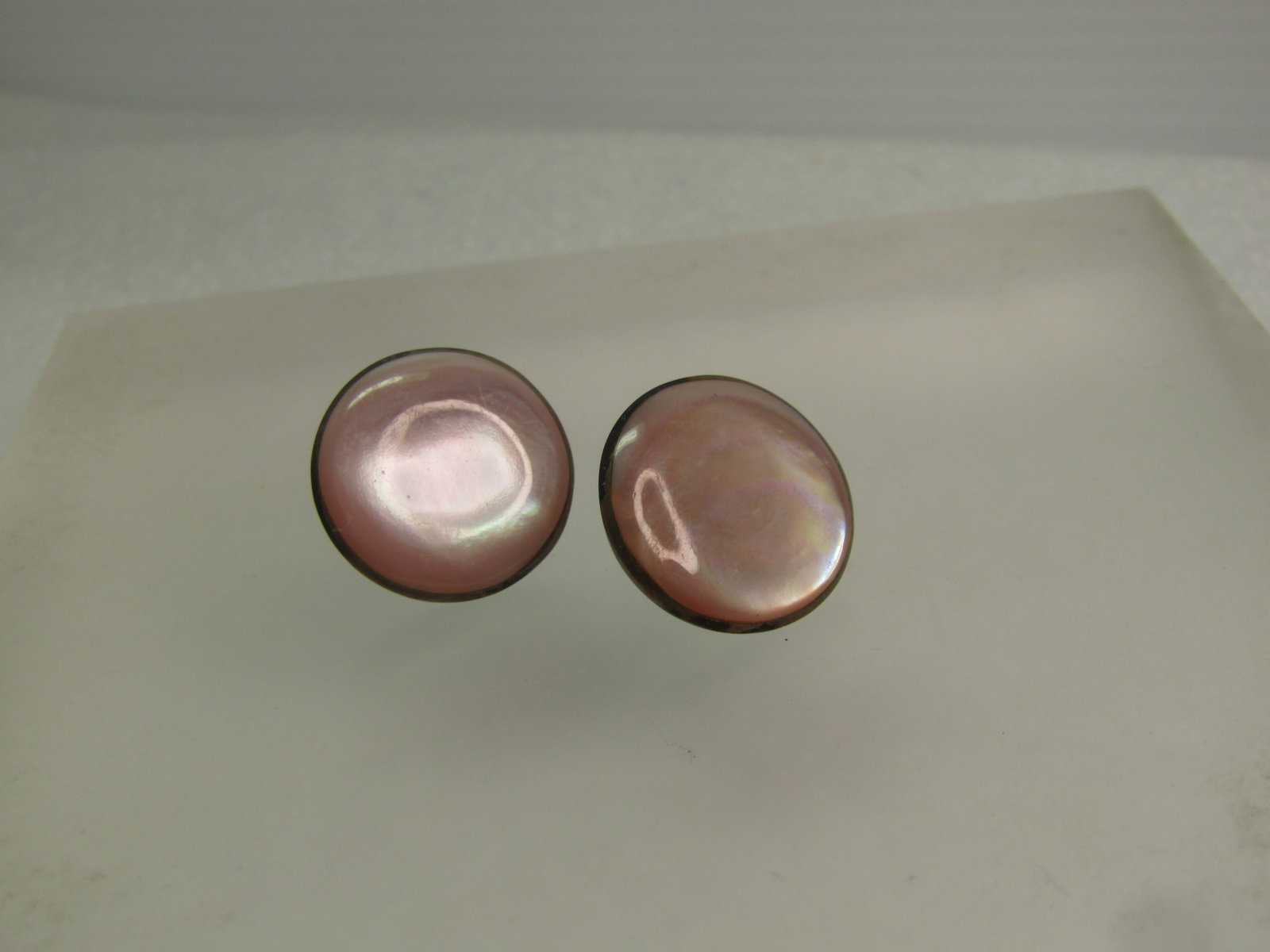 Vintage Sterling Pink MOP Earrings, Pierced. 1970's-1980's - 4