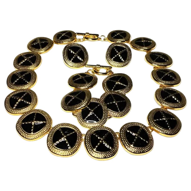 Vintage Park Lane Criss Cross Black Enamel Gold Tone Necklace, Bracelet, and Earring Set (1 of 3)
