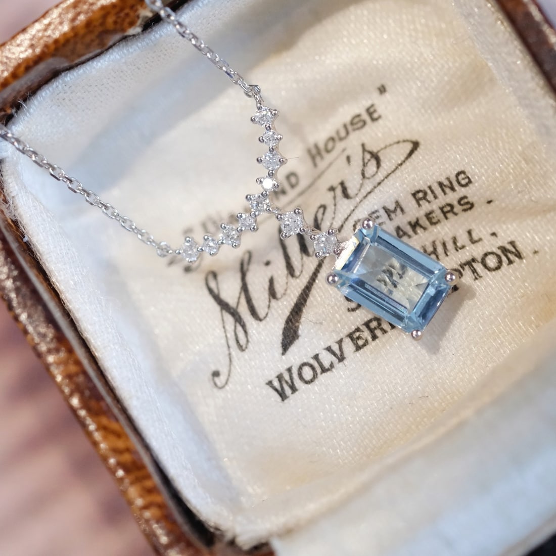 14K GOLD 0.96 CTW NATURAL AQUAMARINE and DIAMOND NECKLACE - 3