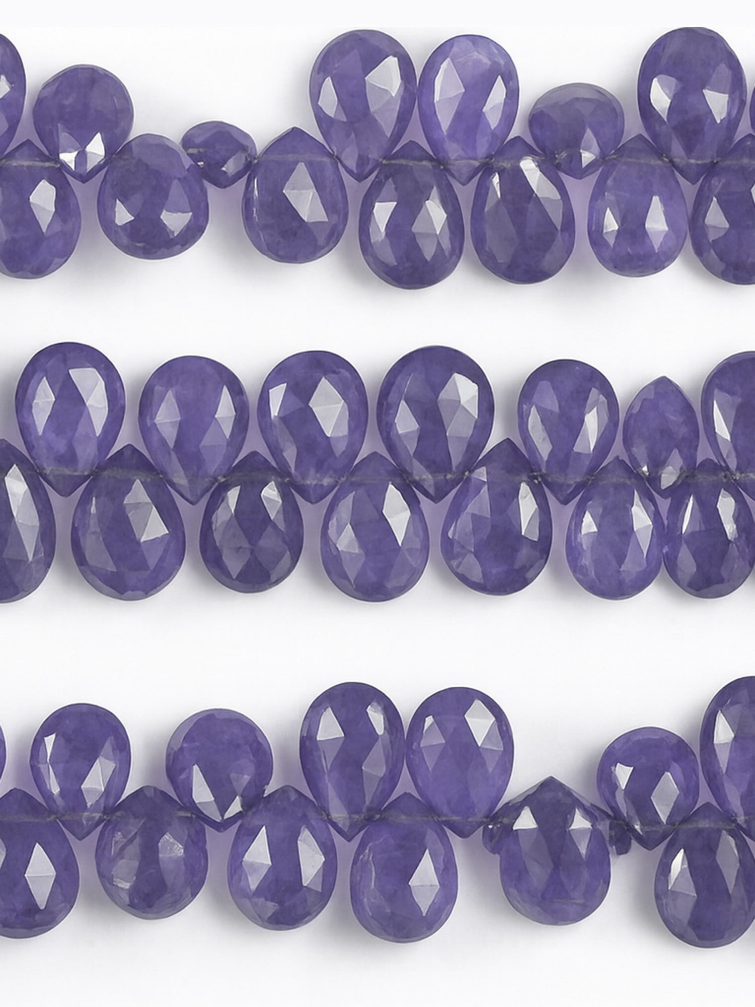 Fine Cut Tanzanite Briolette: Title: Fine Cut Tanzanite Briolette Description: itemcode : JHU29) Reserve: $302.00 Shipping: Domestic: Shipping rates are determined by destination International: Foreign shipping rates are determine