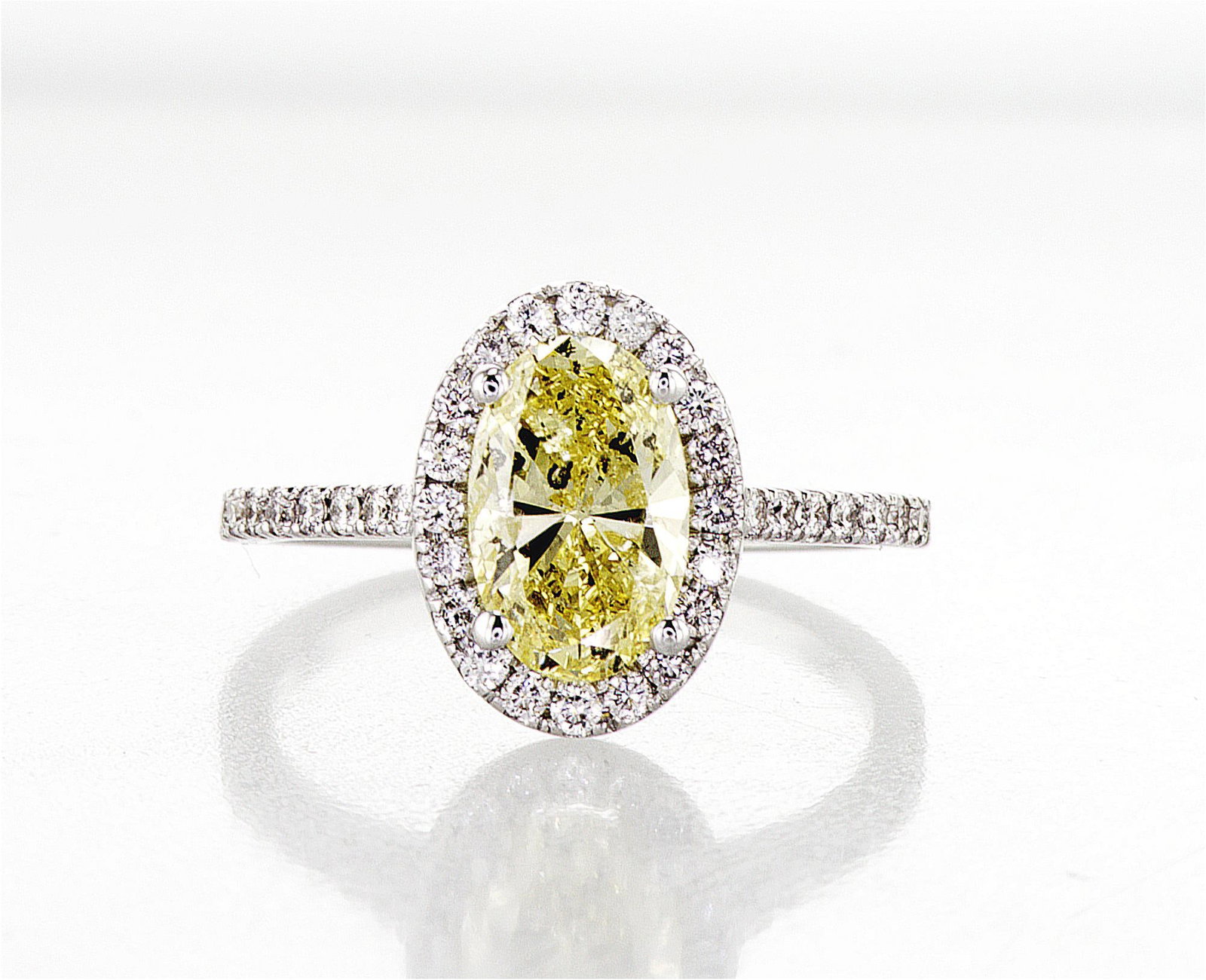 1.92cttw Natural Diamond and Natural Diamond Ring 14K White Gold 2.93 gr (1 of 8)