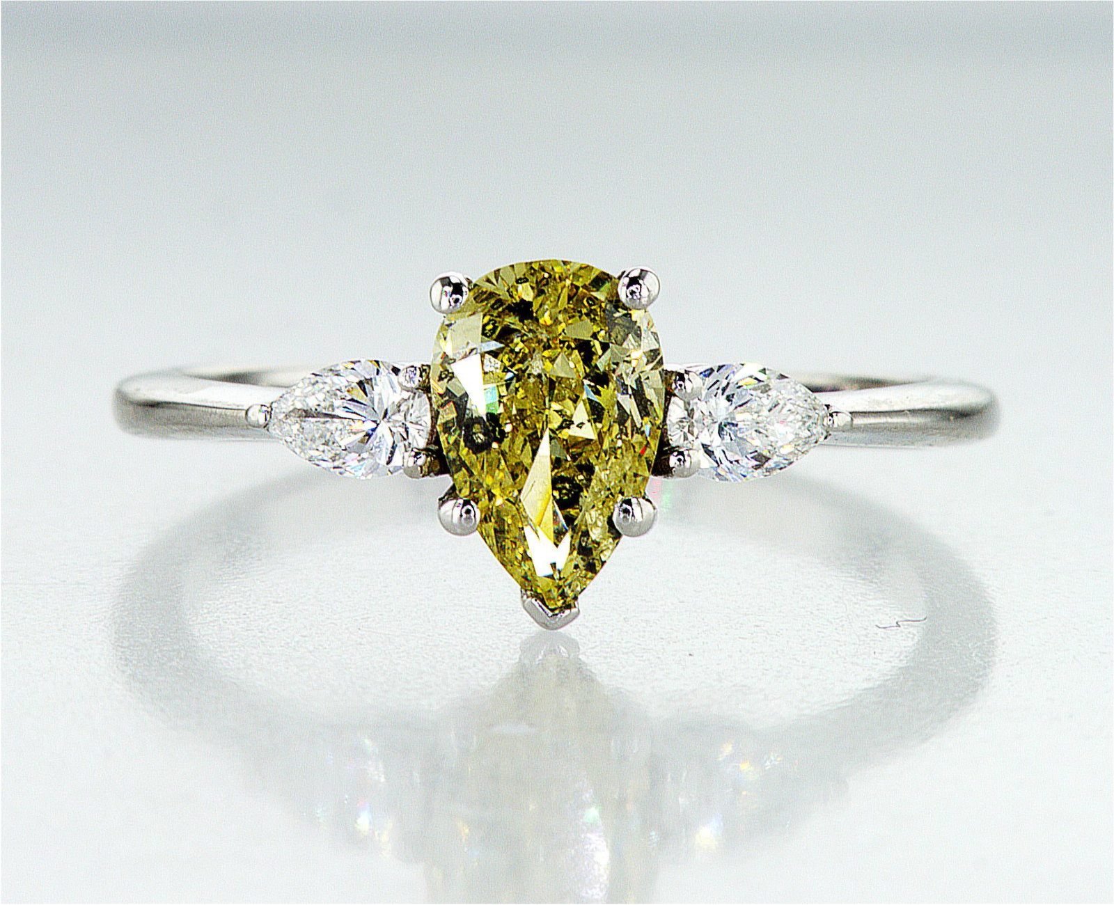 1.28cttw Natural Diamond and Natural Diamond Ring 14K White Gold 2.29 gr (1 of 9)