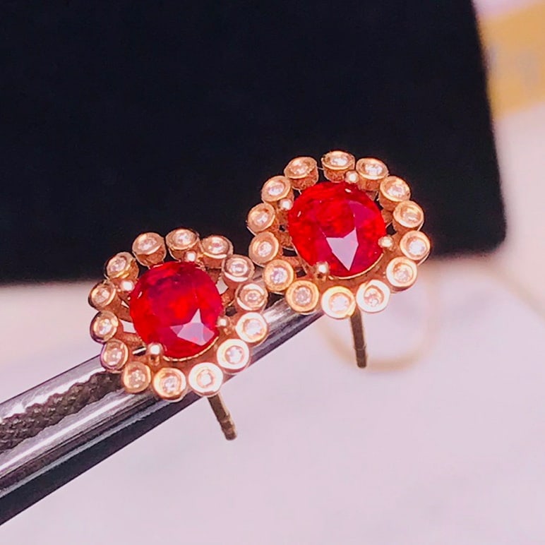 14K GOLD 0.84 CT VIVID RED NATURAL RUBY and DIAMOND EARRINGS - 4