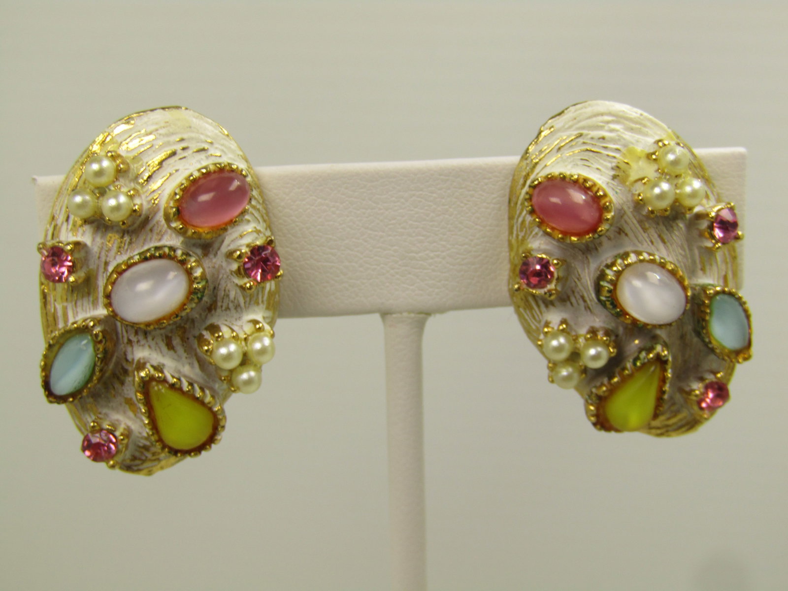 Vintage Har Signed Enameled Raised Rhinestone, Bracelet, Clip Earrings Set, signed HAR, 1950's, RARE - 5