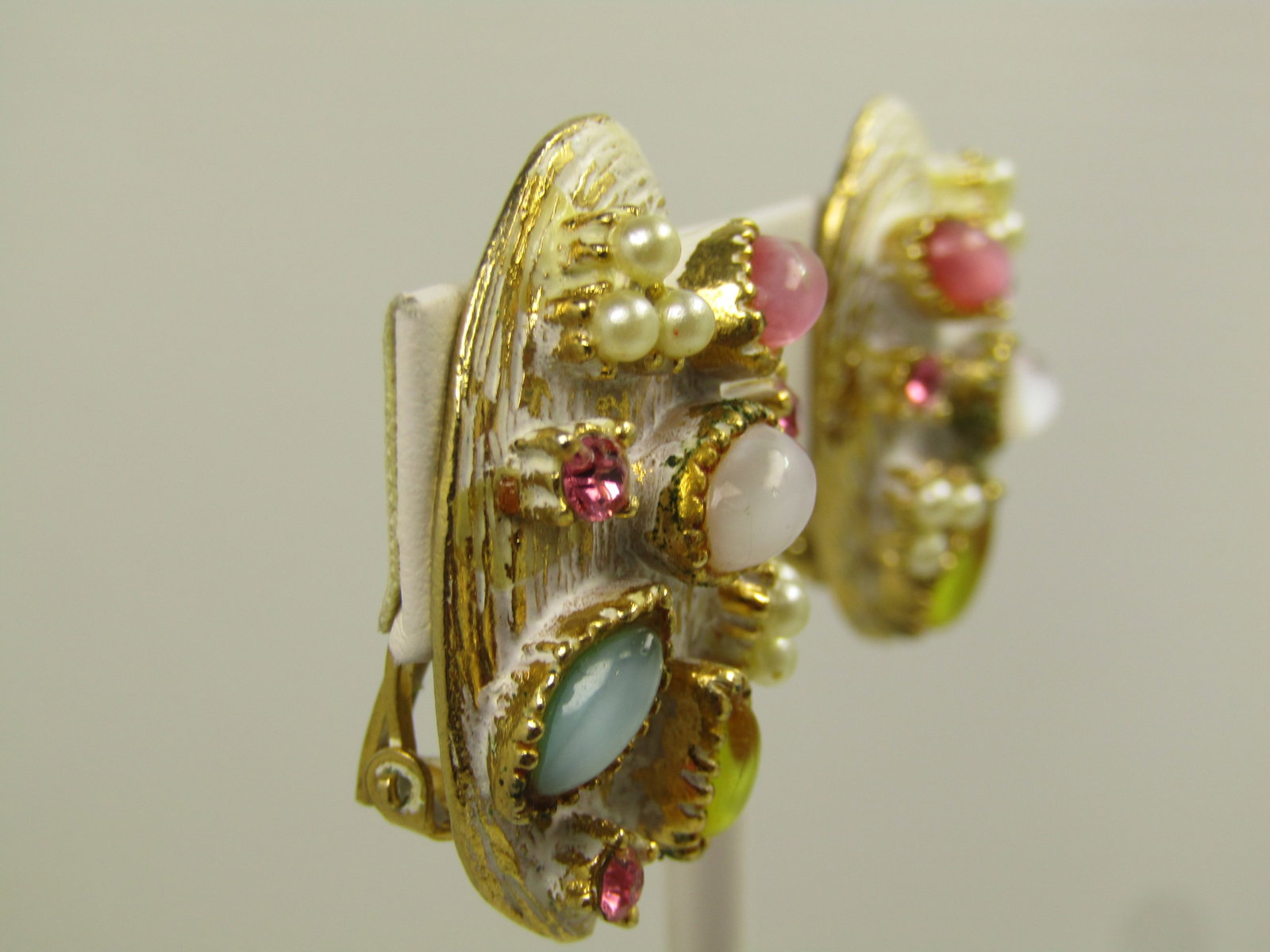 Vintage Har Signed Enameled Raised Rhinestone, Bracelet, Clip Earrings Set, signed HAR, 1950's, RARE - 7