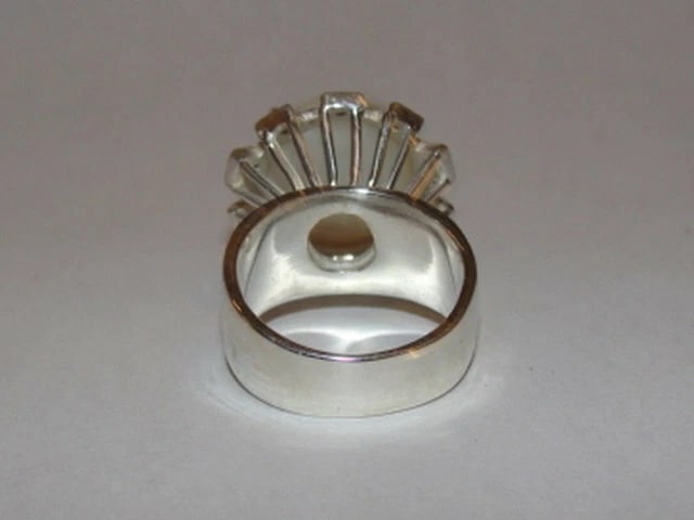Sterling Silver Mabe Pearl and Diamond Cocktail Ring Alberto Juan - 4