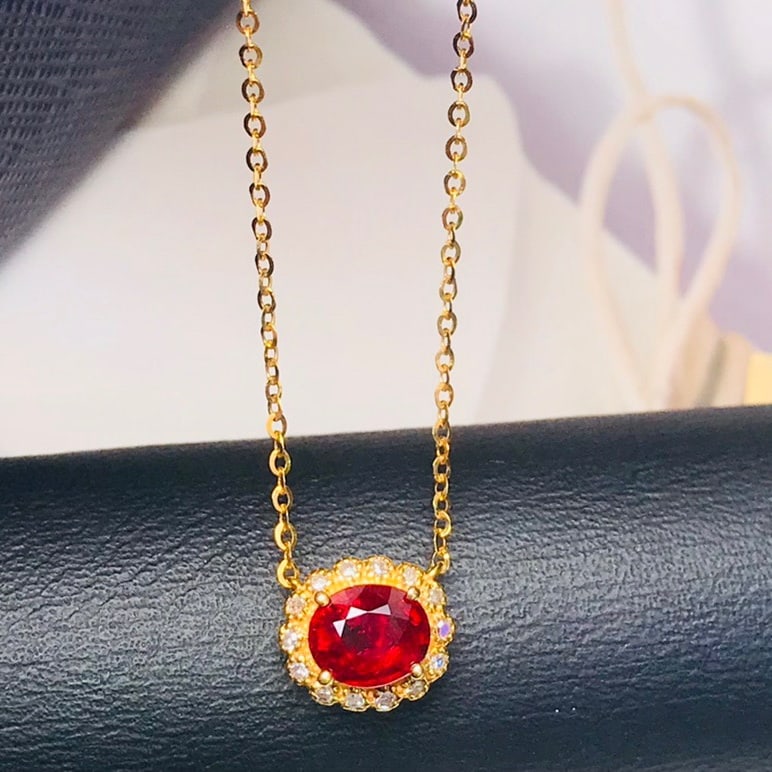 14K GOLD 0.54 CT VIVID RED NATURAL RUBY and DIAMOND NECKLACE: Title:14K GOLD 0.54 CT VIVID RED NATURAL RUBY and DIAMOND NECKLACE Description:Ref:230678209Gold Content:14K GoldMain Gemstone:RubyNumber of stones:1Shape:OvalCarat Weight:0.54ct Color:Vivid