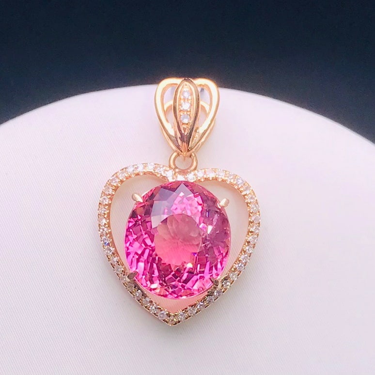 14K GOLD 3.27 CT NATURAL TOURMALINE and DIAMOND PENDANT: Title:14K GOLD 3.27 CT NATURAL TOURMALINE and DIAMOND PENDANT Description:Ref:230678207Gold Content:14K GoldMain Gemstone:TourmalineNumber of stones:1Shape:OvalCarat Weight:3.27ct
