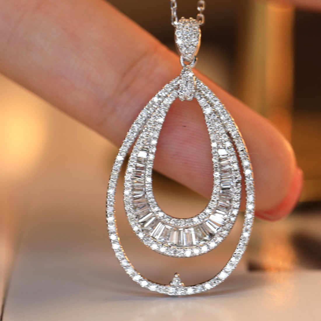 14K GOLD 0.75 CT NATURAL H DIAMOND NECKLACE: Title:14K GOLD 0.75 CT NATURAL H DIAMOND NECKLACE Description:Ref:230678225Gold Content:14K GoldMain Gemstone:DiamondShape:MultiplyCarat Weight:0.75ct Clarity Grade:VS2Color:HTreatment:NaturalCut
