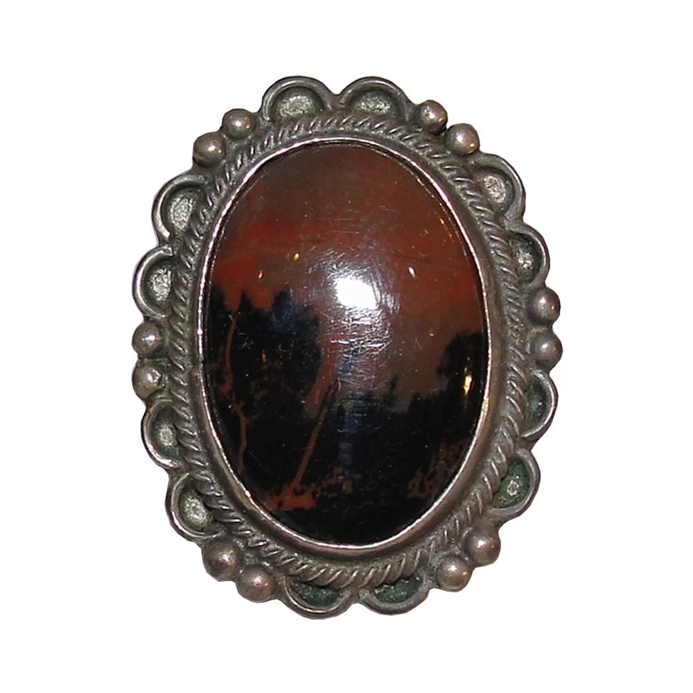 Southwestern Inspired Petrified Wood Sterling Ring: Title:Southwestern Inspired Petrified Wood Sterling Ring Description:Stunning hand made sterling ring with gorgeous matrix in this petrified wood center stone. Ring has a gorgeous satin finish. Ring