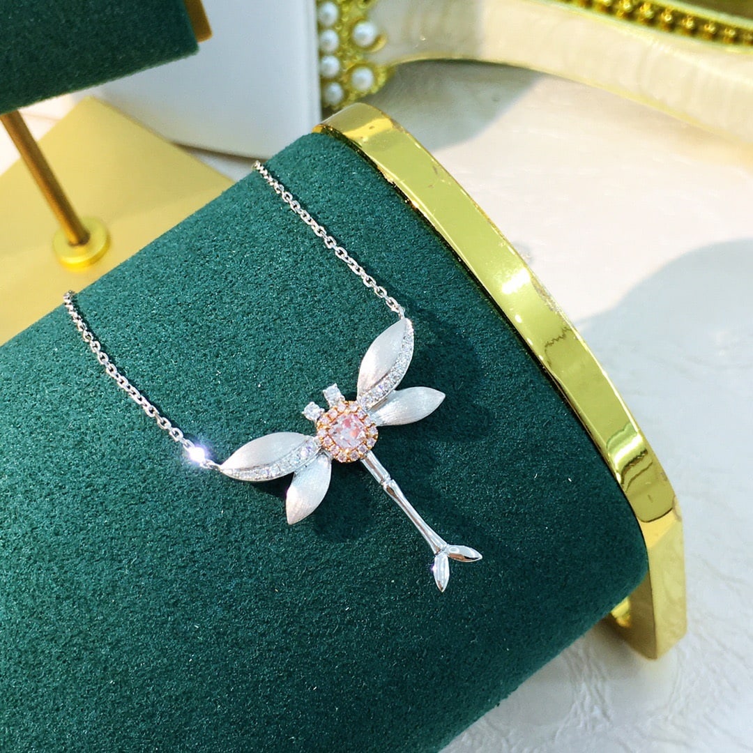 14K GOLD 0.28 CTW NATURAL PINK DIAMOND and DIAMOND NECKLACE - 4
