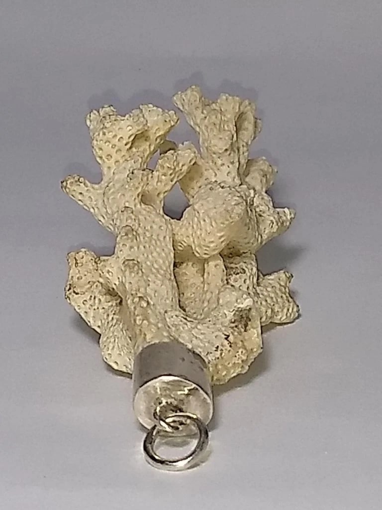 Alberto Juan Hand Made White Branch Coral Sterling Silver Pendant - 6