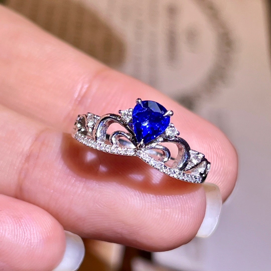 14K GOLD 0.64 CTW NATURAL SAPPHIRE and DIAMOND RING - 4