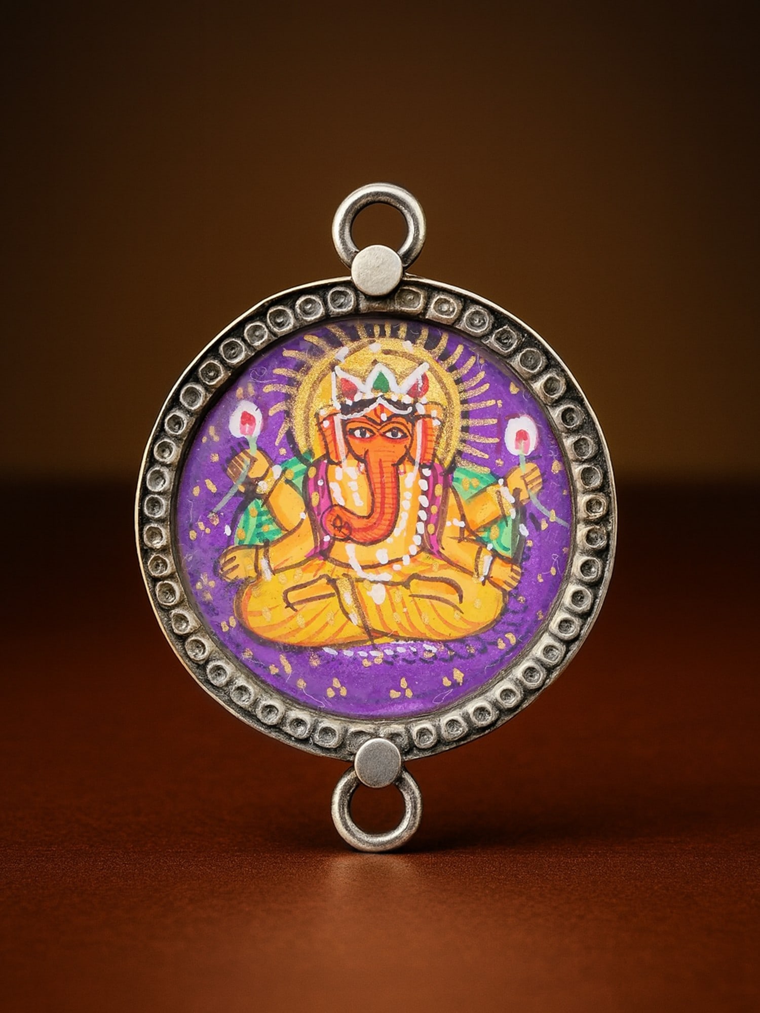 Round Shape Hand Painted Four-Armed Lord Ganesha Pendant: Title: Round Shape Hand Painted Four-Armed Lord Ganesha Pendant Description: itemcode : JGV08) Reserve: $32.00 Shipping: Domestic: Shipping rates are determined by destination International: Foreign