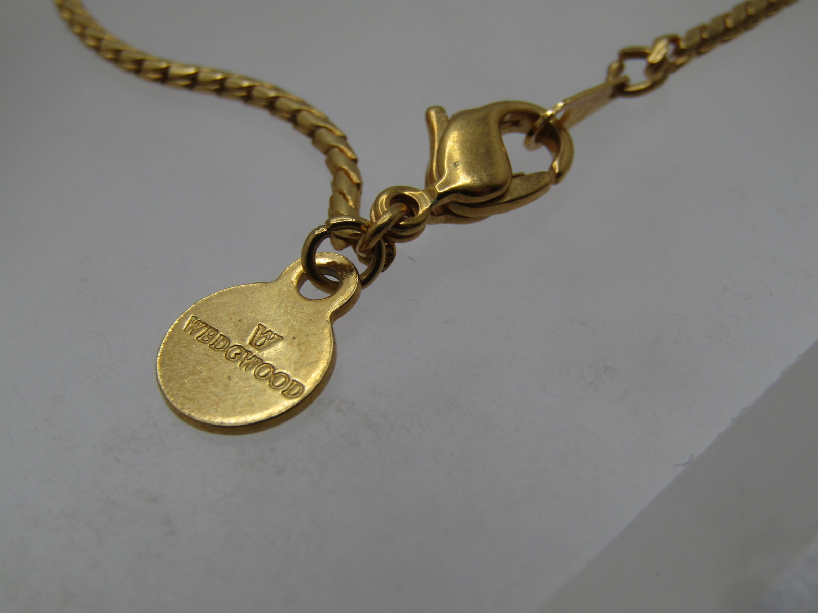 Vintage Wedgwood Wrapped Heart Necklace, 18" Original Box, Chelsea Collection, 1990's - 10