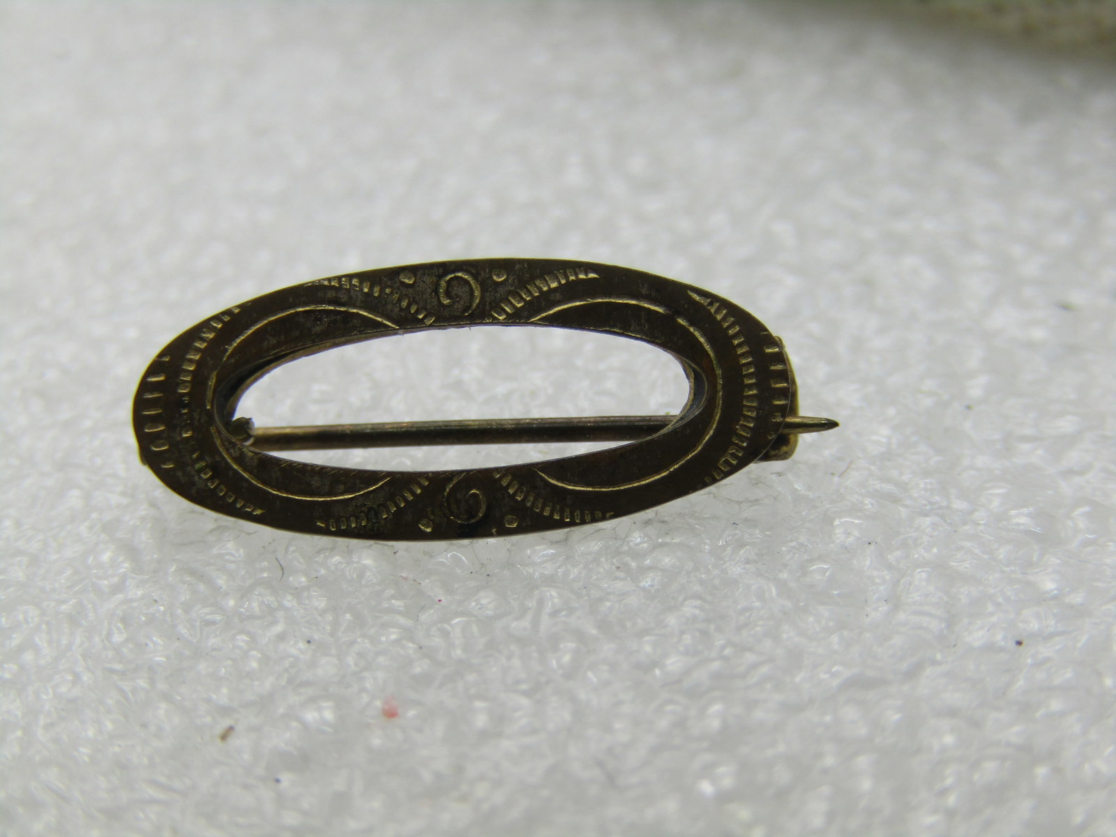 Victorian 10kt G.F. Oval Engraved Brooch, 3/4" by 1/3" - 4