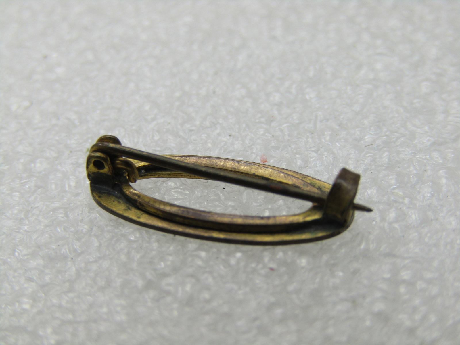 Victorian 10kt G.F. Oval Engraved Brooch, 3/4" by 1/3" - 5