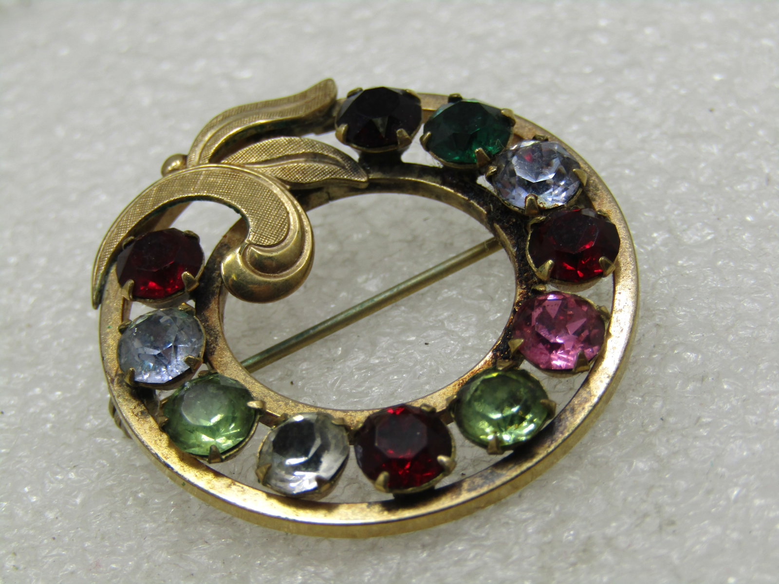 Vintage Van Dell 12kt G.F. Rhinestone Circle Brooch, 1940's-1960's - 3