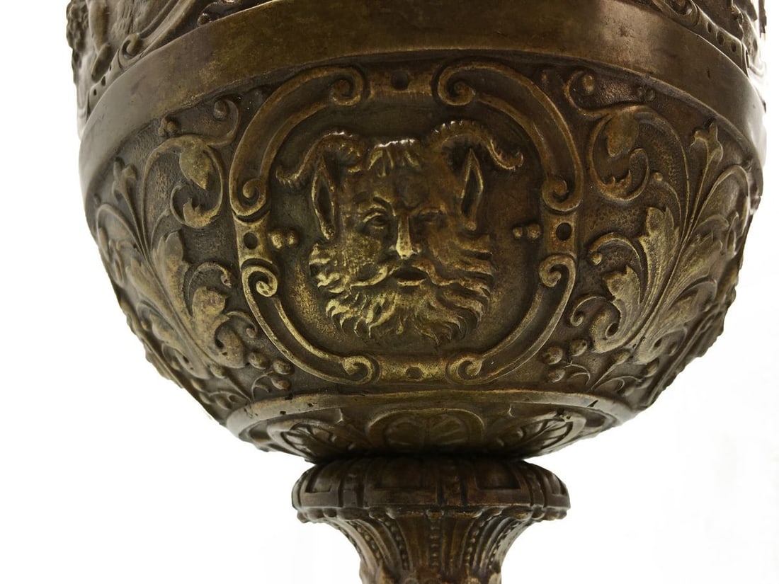 Bronze antique vases - 11