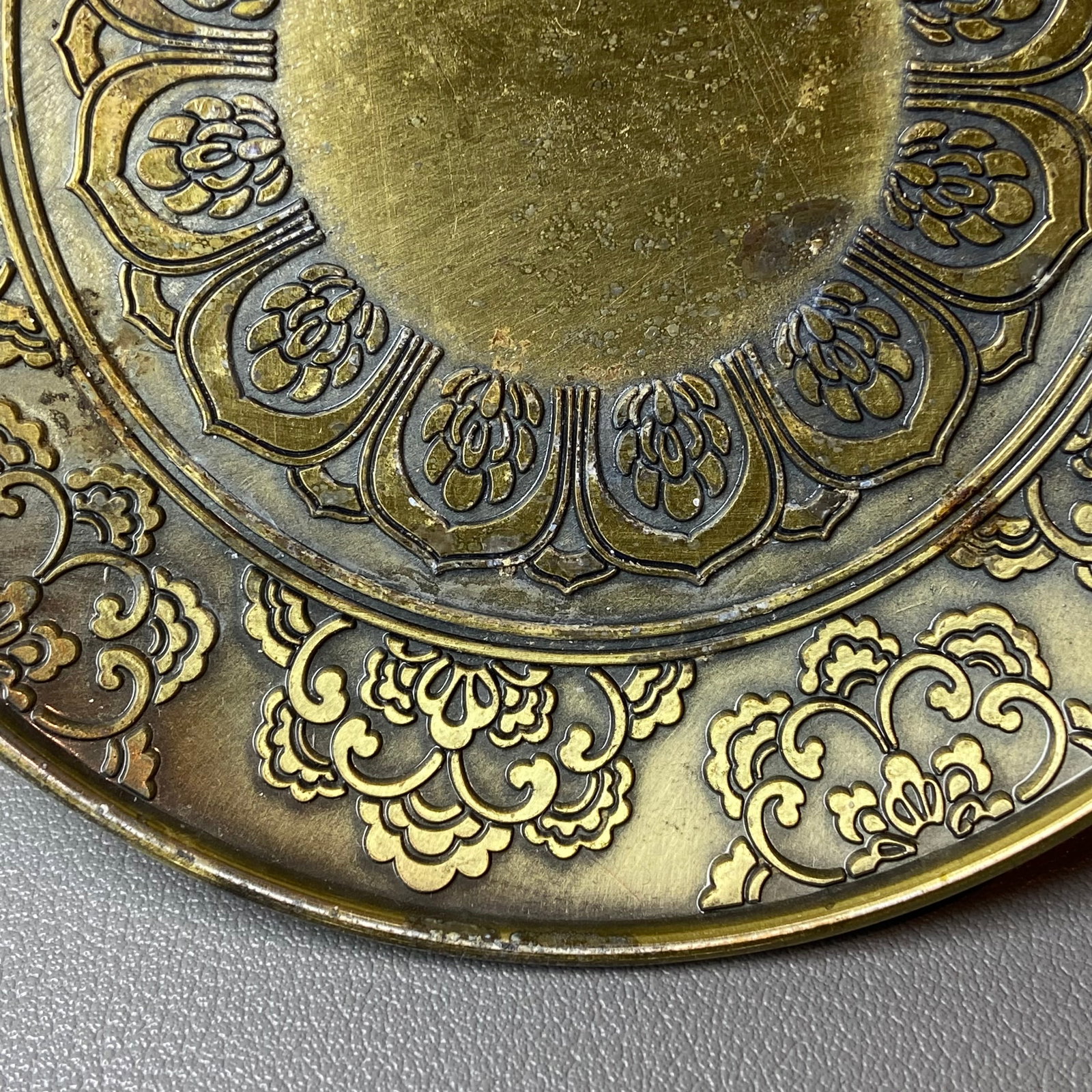 Incense burner tray carved Buddhist Lotus and Coiling Dragon - 4