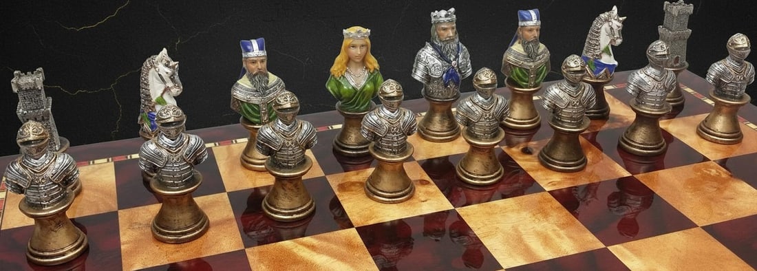 Hand Painted Crusades Chess Pieces Set Medieval Busts Solid Resin 32pc No Board - 4