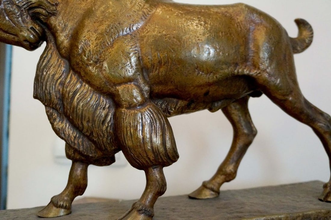 France Bronze sculpture of a bull mid 19th century - 12