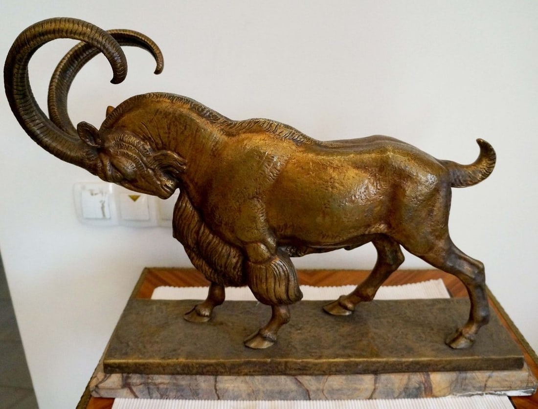 France Bronze sculpture of a bull mid 19th century (1 of 19)