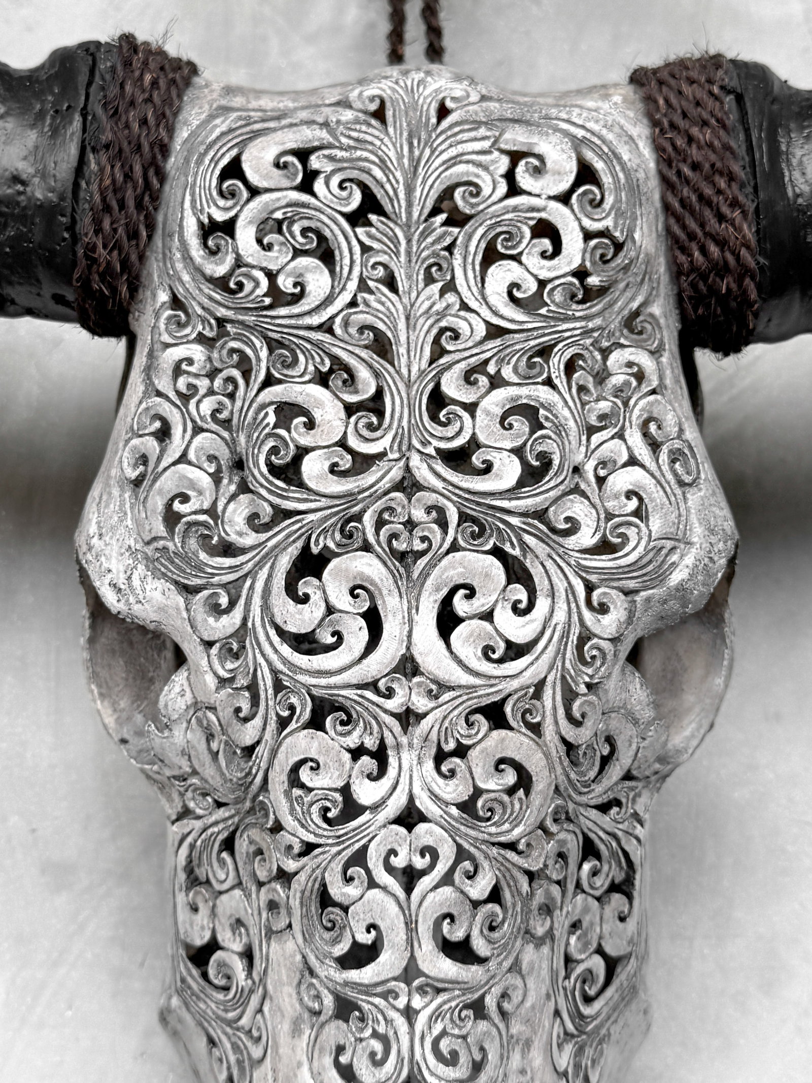 Grey buffalo skull - Traditional Balinese motif - 3