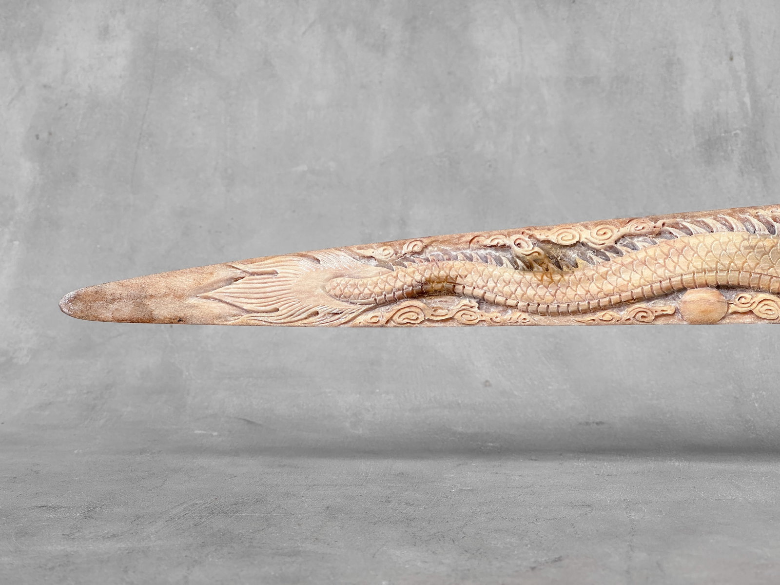 Impressive engraved swordfish rostrum - Dragon Phoenix motif - 5