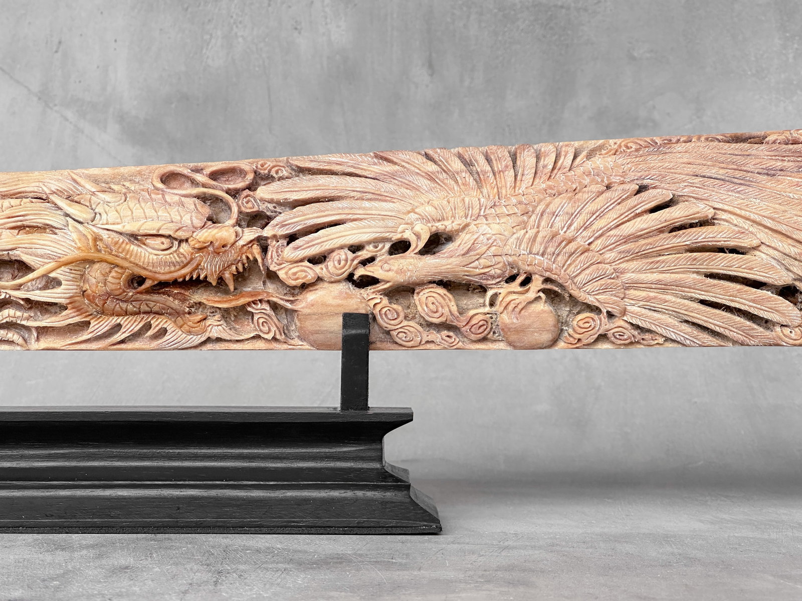 Impressive engraved swordfish rostrum - Dragon Phoenix motif - 8