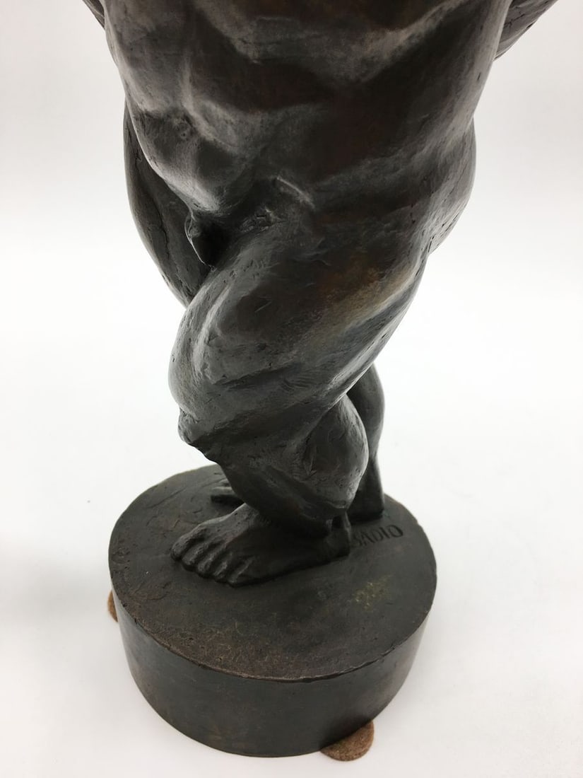 Bronze human figure - 9