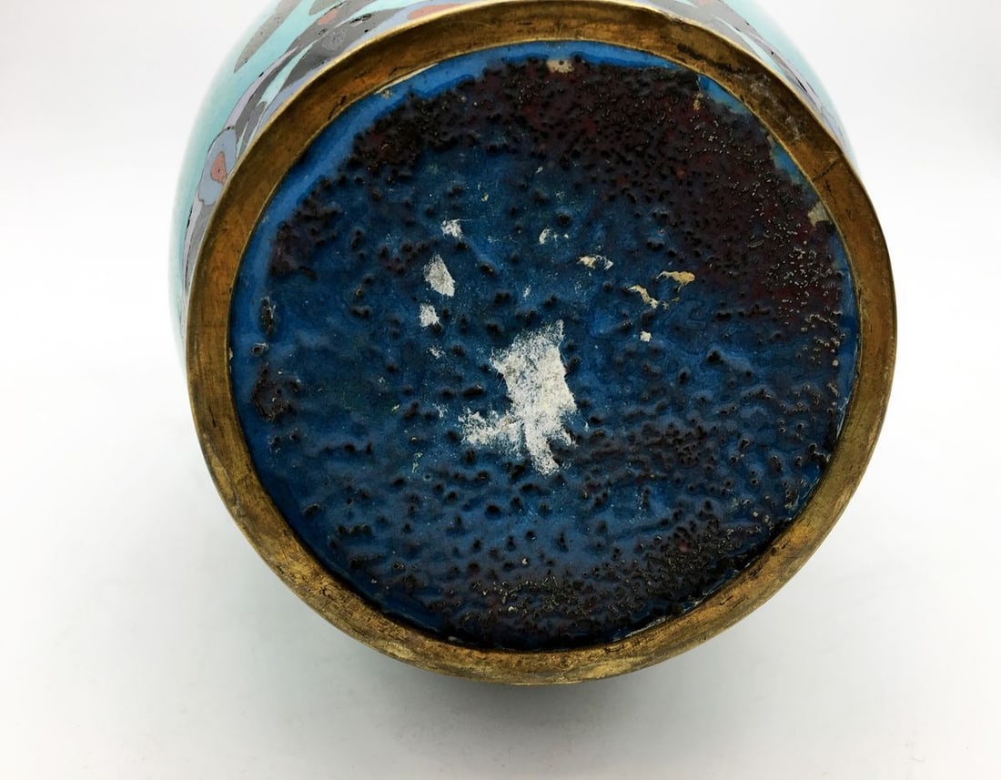 Porcelain vase made with cloisonne enamel technique - 3