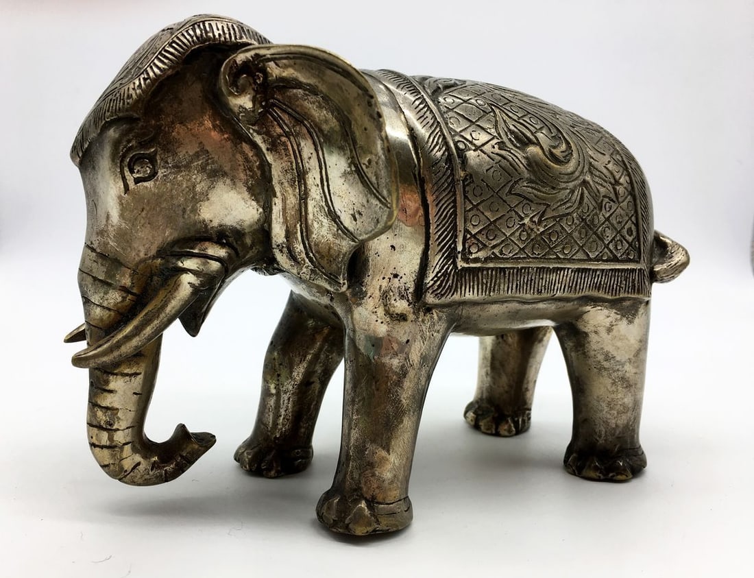 Ancient elephant figurine - 2
