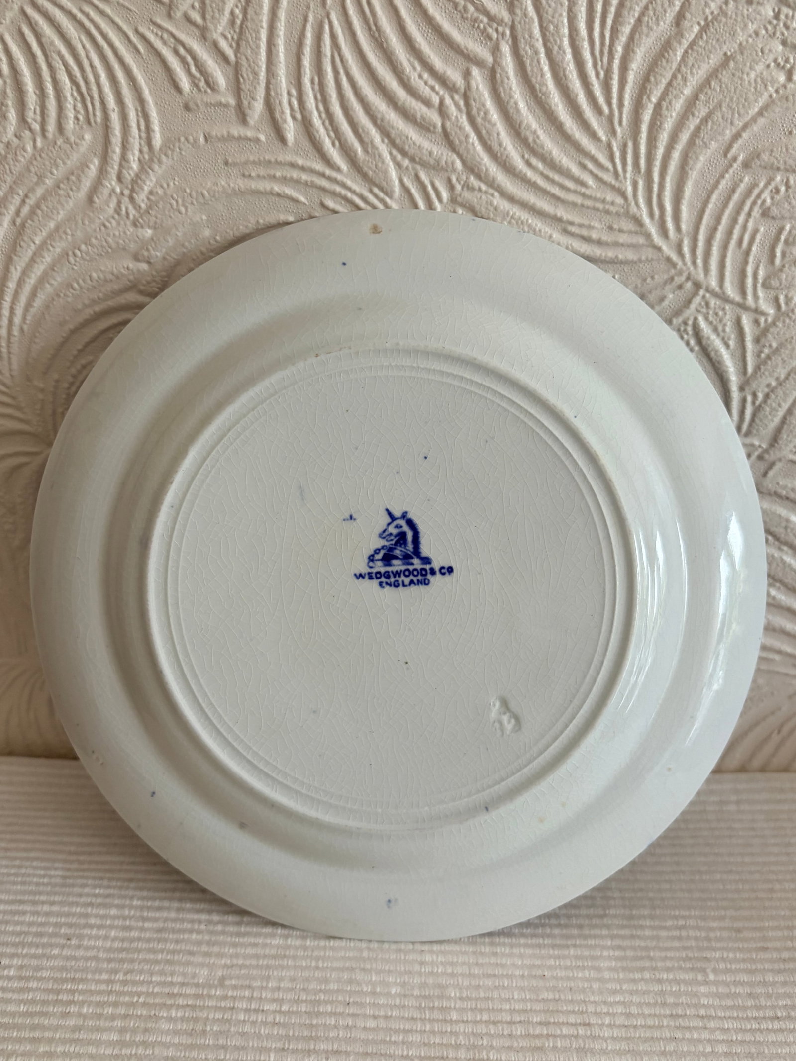 Victorian Wedgwood and Co "Unicorn Mark" Willow Pattern Transferware Plate, England, c.1862–1900 - 2