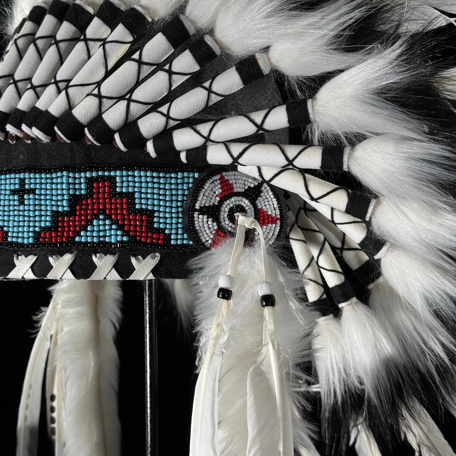 Beautiful remake of an Indian Headdress on a custom stand - 3