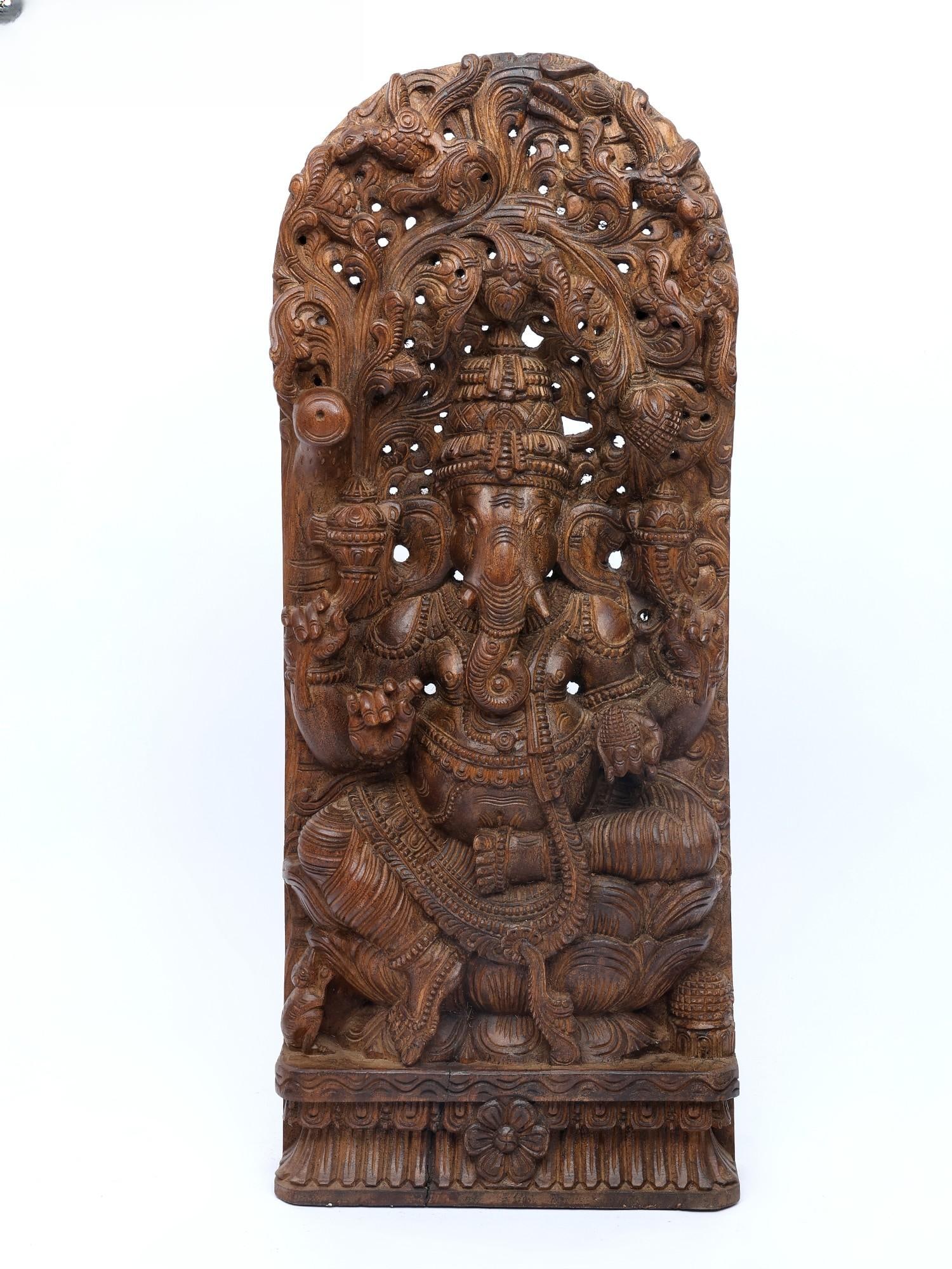 36" Large Bhagawan Ganapati Statue / Wood Carving: Title: 36" Large Bhagawan Ganapati Statue / Wood Carving Description: Additional Information: itemcode: DDO782 Reserve: $926.00 Shipping: Domestic: Shipping rates are determined by destination Interna