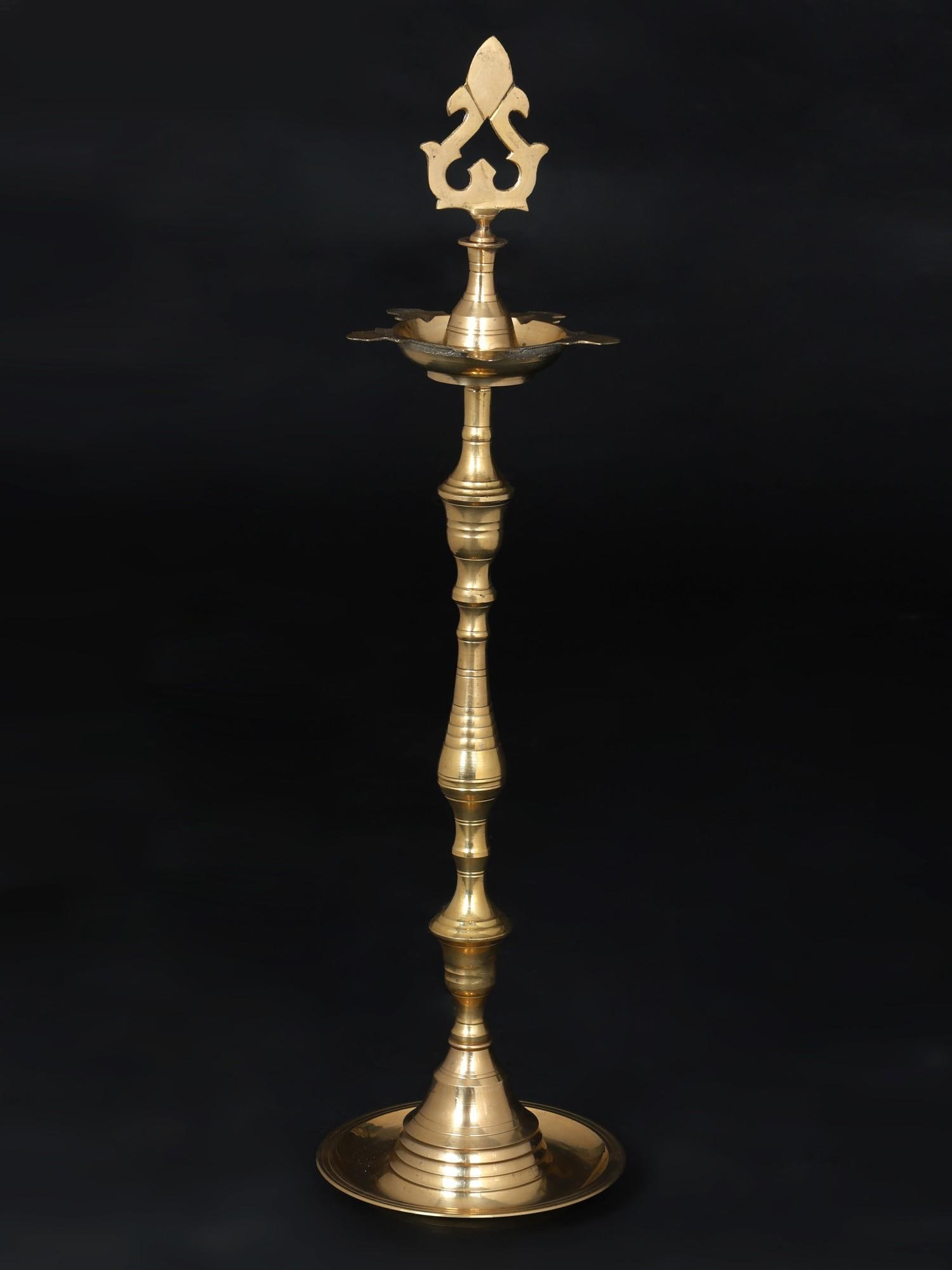 21" Five Wicks Designer Brass Lamp: Title: 21" Five Wicks Designer Brass Lamp Description: Additional Information: itemcode: DDP071 Reserve: $160.00 Shipping: Domestic: Shipping rates are determined by destination International: