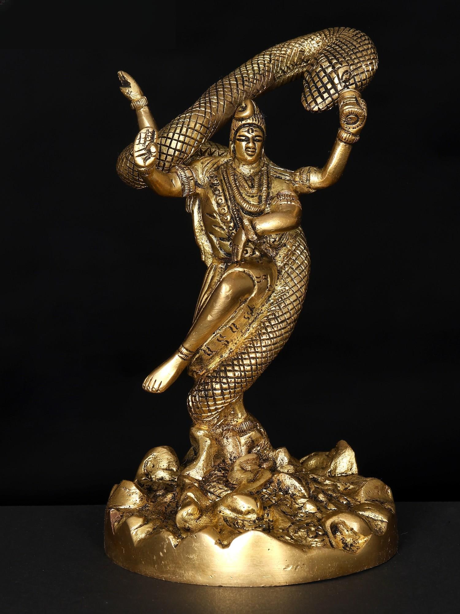 6" Small Dancing Lord Shiva with Vasuki Naag / Brass Statue: Title: 6" Small Dancing Lord Shiva with Vasuki Naag / Brass Statue Description: Additional Information: itemcode: DDP097 Reserve: $103.00 Shipping: Domestic: Shipping rates are determined by