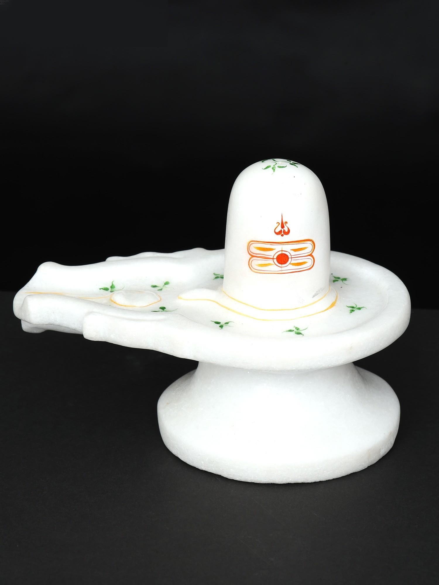 5" White Marble Shivalinga with Shiva Tilak: Title: 5" White Marble Shivalinga with Shiva Tilak Description: Additional Information: itemcode: DDP187 Reserve: $316.00 Shipping: Domestic: Shipping rates are determined by destination