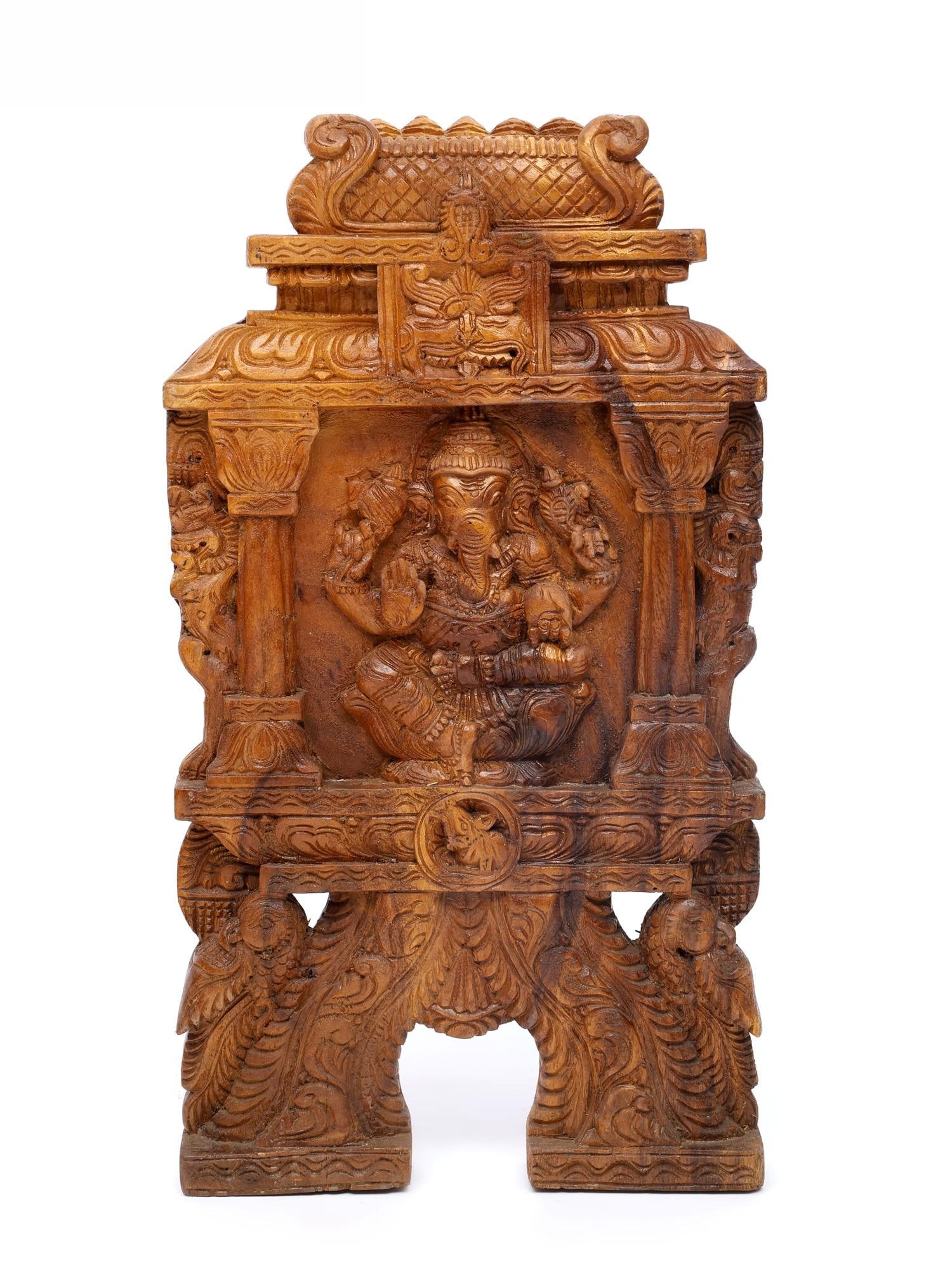 18" Lord Ganesha Kavadi Wall Panel / Wood Carving from South India: Title: 18" Lord Ganesha Kavadi Wall Panel / Wood Carving from South India Description: Additional Information: itemcode: DDP388 Reserve: $233.00 Shipping: Domestic: Shipping rates are determined by de