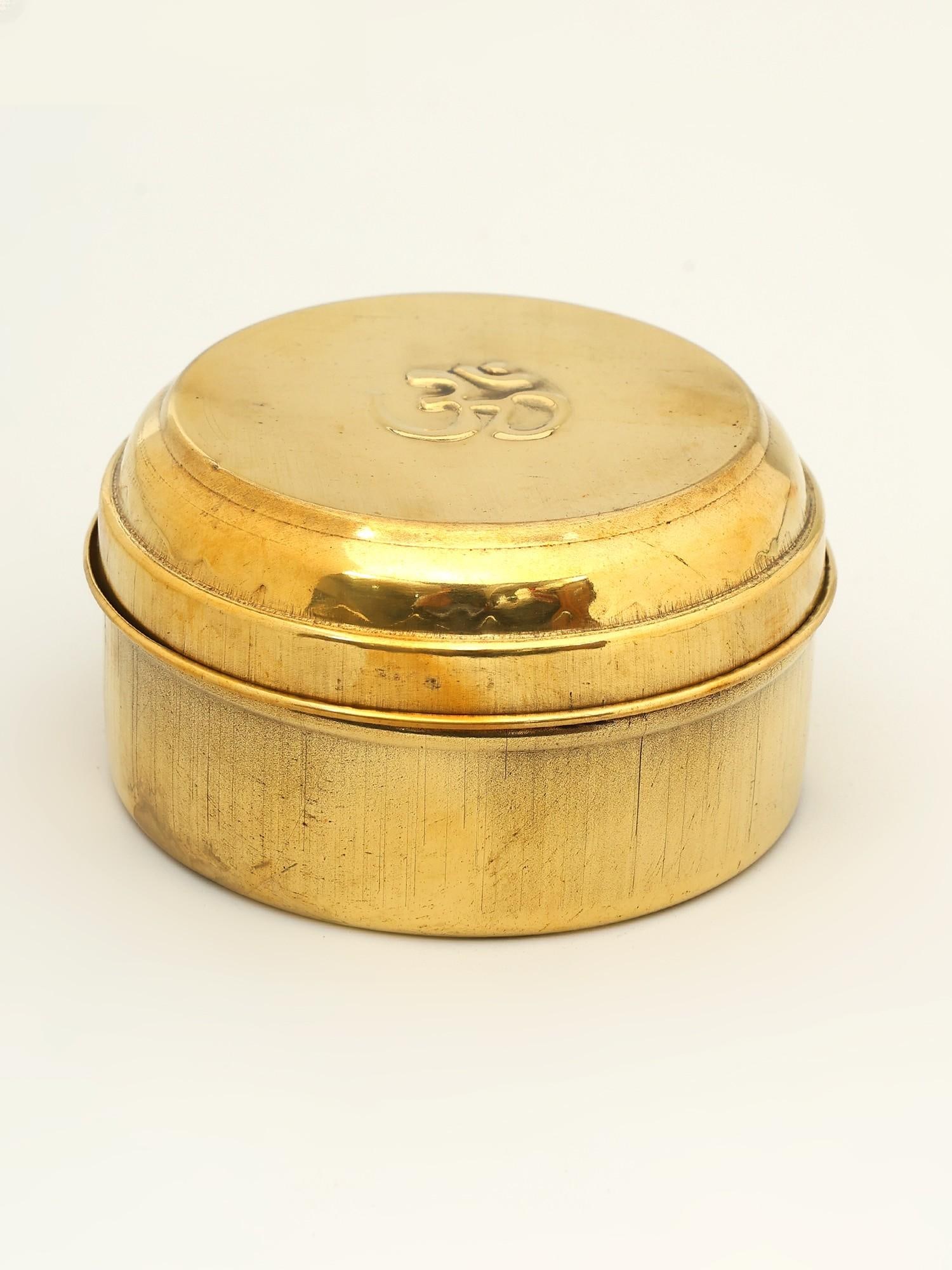 Ritual Box - Kumkum Box/Sindoor Box / Multiple Sizes: Title: Ritual Box - Kumkum Box/Sindoor Box / Multiple Sizes Description: Additional Information: itemcode: DDP611 Reserve: $12.00 Shipping: Domestic: Shipping rates are determined by destination