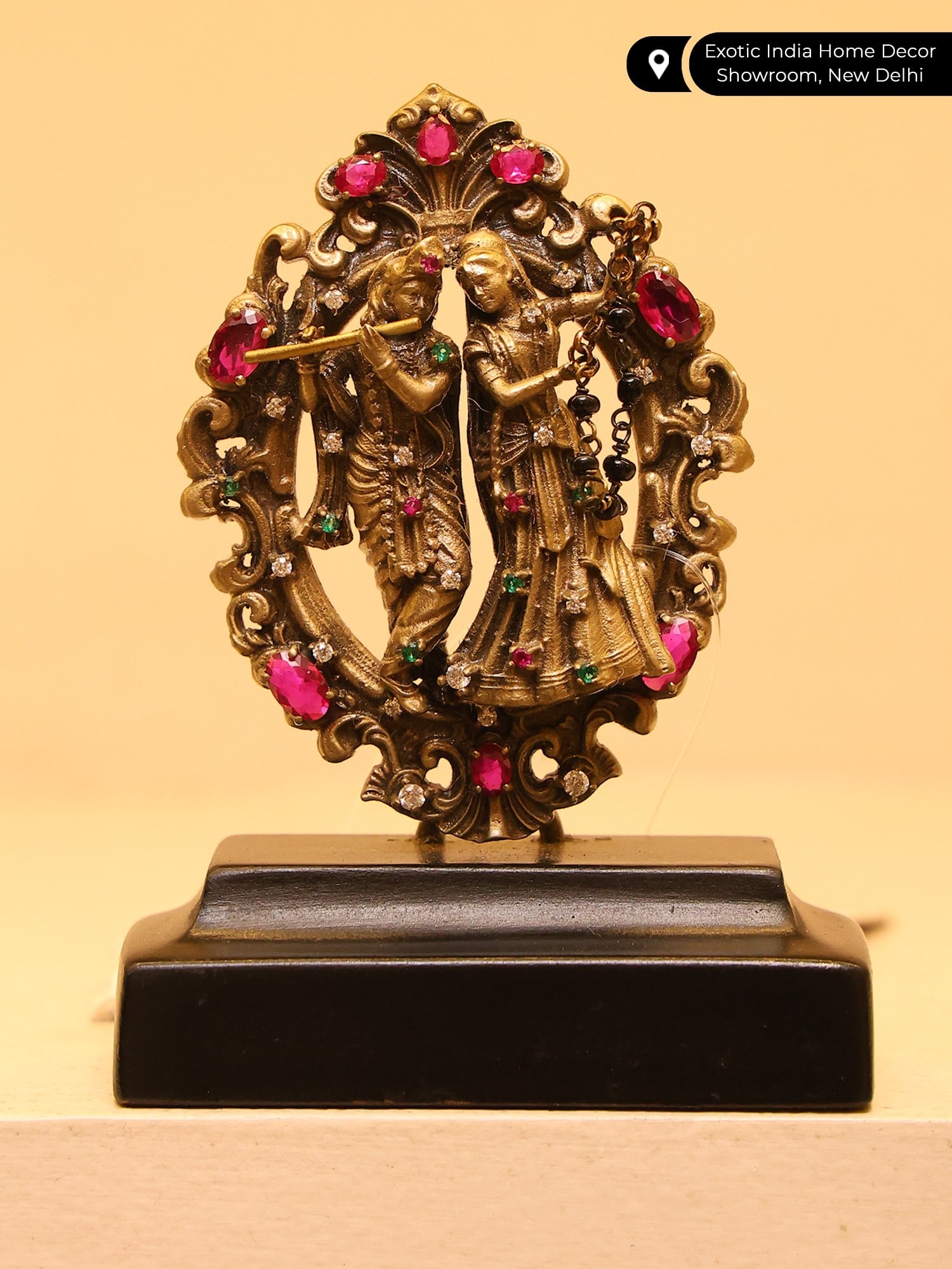 3" Small Radha And Krishna Statue With Base / Brass Sculpture for Car Dashboard: Title: 3" Small Radha And Krishna Statue With Base / Brass Sculpture for Car Dashboard Description: Additional Information: itemcode: DDP704 Reserve: $69.00 Shipping: Domestic: Shipping rates are dete