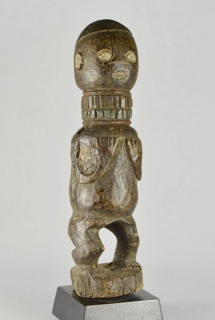 Beautiful figure probably KUYU KOUYOU Congo or Gabon African tribal Art 1712: Title: Beautiful figure probably KUYU KOUYOU Congo or Gabon African tribal Art 1712 Description: CONGO DRC, Rep of CONGO or Gabon Beautiful Statue, probably KOUYOU (KUYU) Beautiful sculpture, old The 