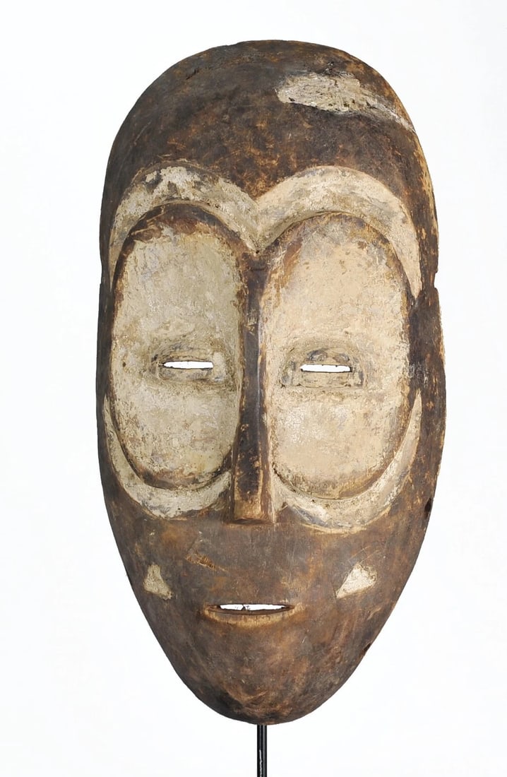 Large 15" BEMBE Zoomorphic Owl Wood Mask Congo DRC African Tribal Art 1211: Title: Large 15" BEMBE Zoomorphic Owl Wood Mask Congo DRC African Tribal Art 1211 Description: BEMBE LARGE ZOOMORPHIC OWL MASK The Bembe are based in eastern Democratic Republic of Congo, north of