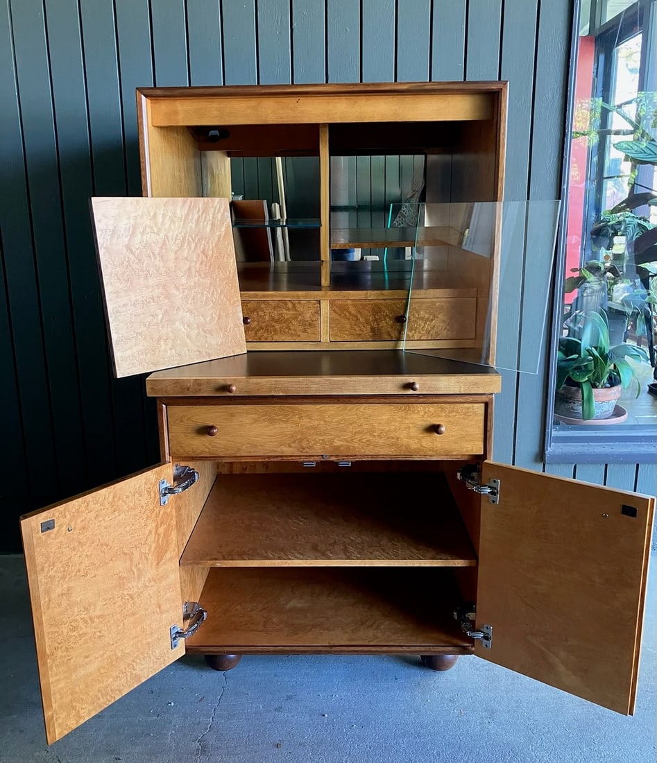 1980s Hickory Kaylyn "Gear" Mahogany and Birdseye Maple Bar Cabinet with Secretary - 3